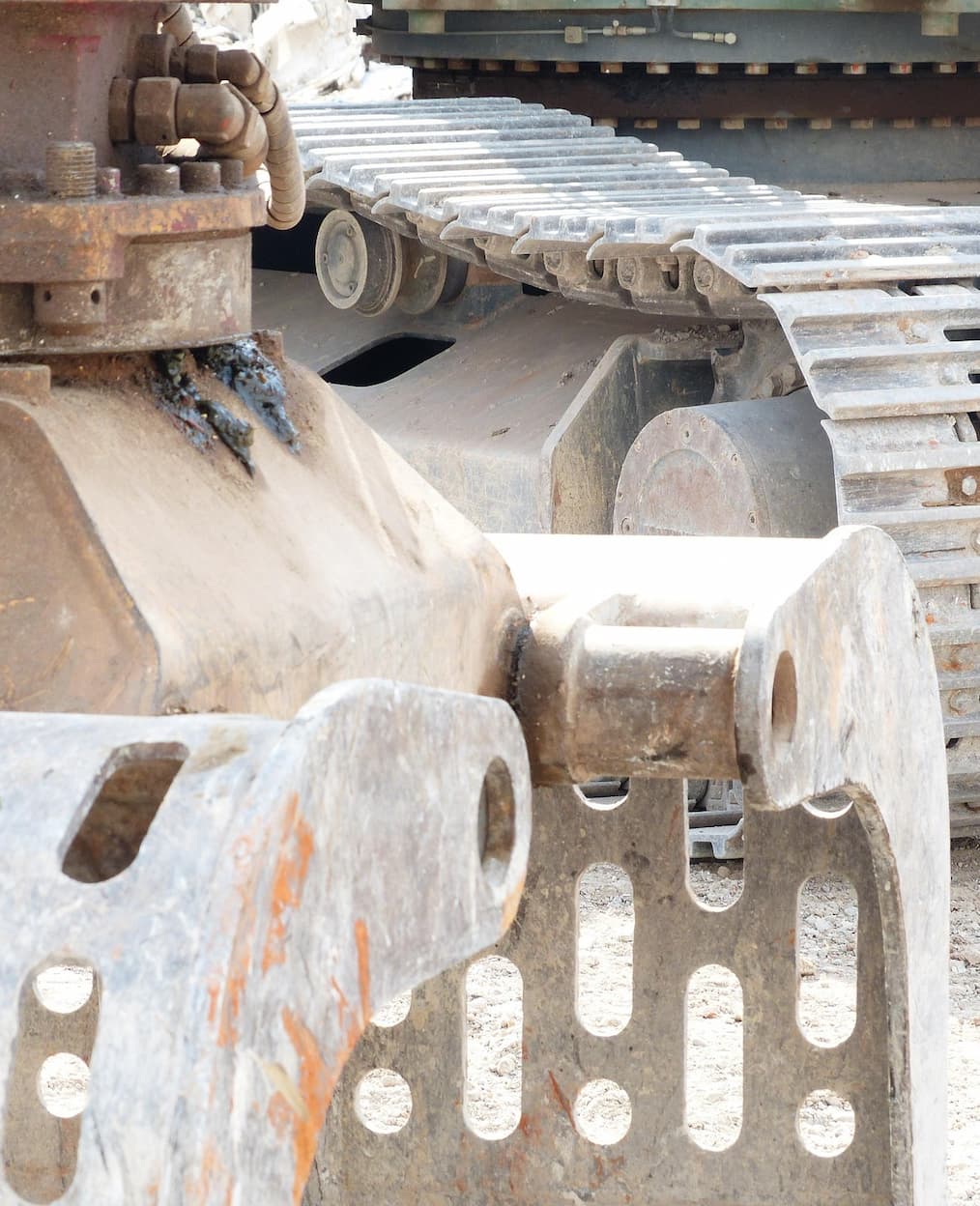 Comparativa de recambios originales y compatibles para maquinaria de obra pública