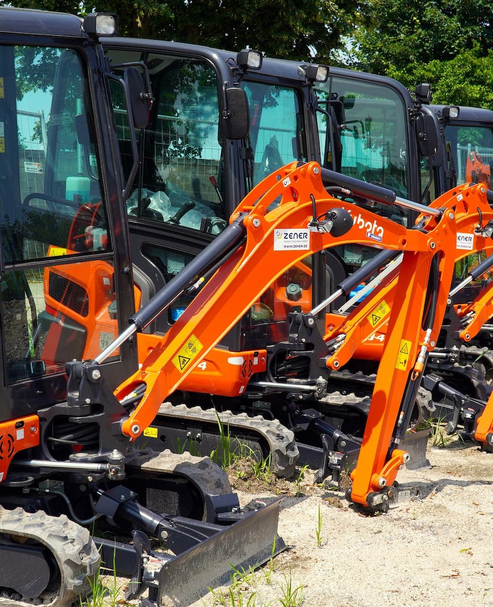Operador de maquinaria forestal cometiendo errores comunes