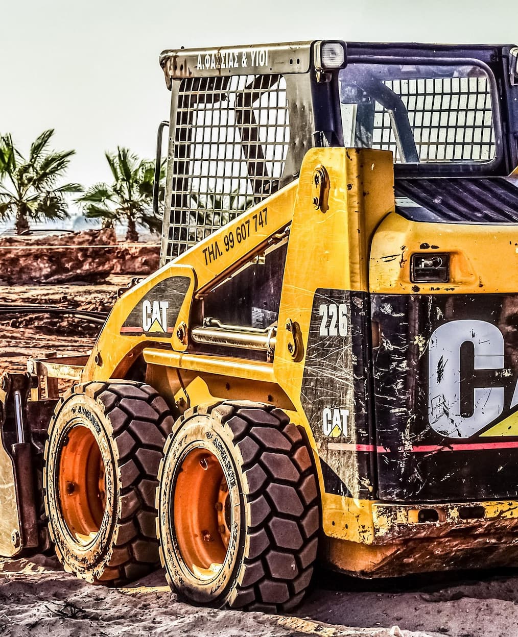 Cambio de filtros hidráulicos en maquinaria forestal intensiva